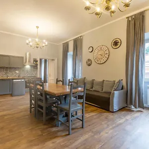 flatinrome-trastevere-6.it-romehotels.com/