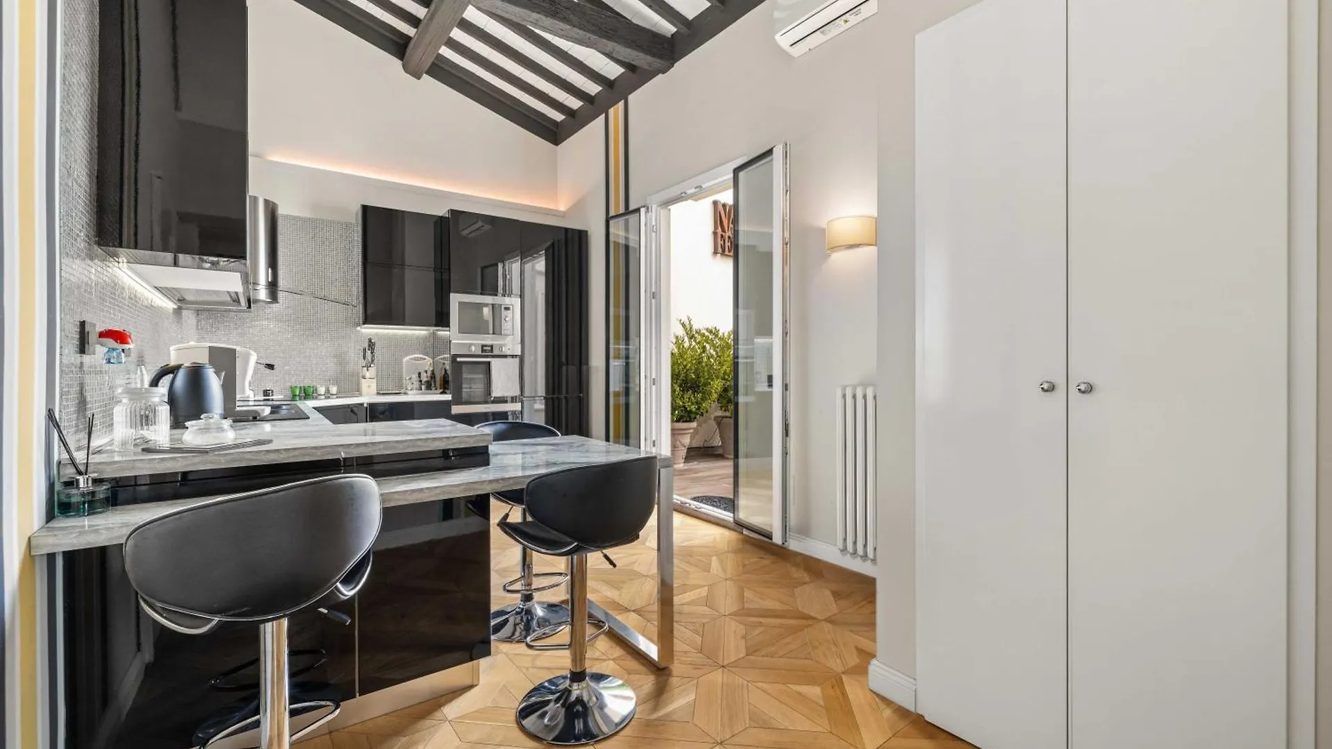Nato Felice Apartment Florencie